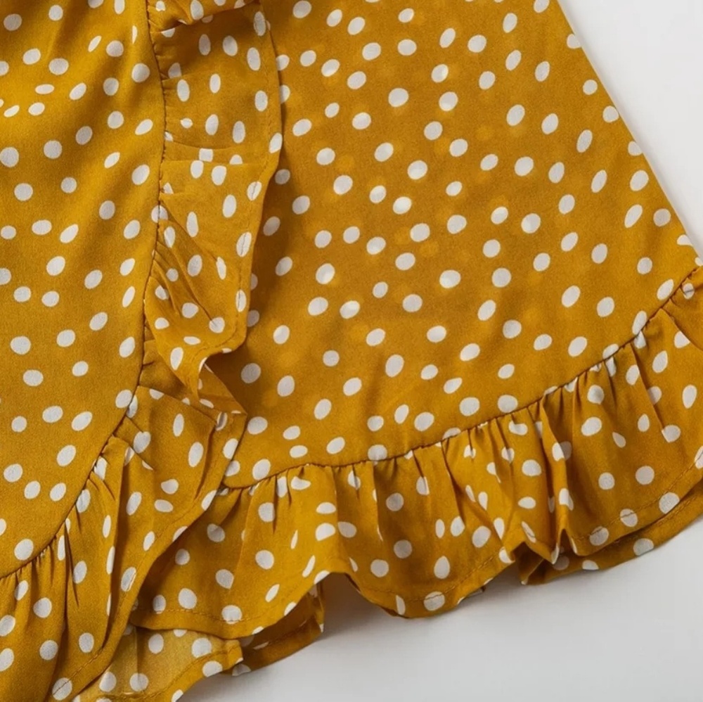Polka dot ruffle wrap dress - Picture 6 of 6